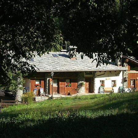 Bed and Breakfast Les Chevreuils Интрод Экстерьер фото