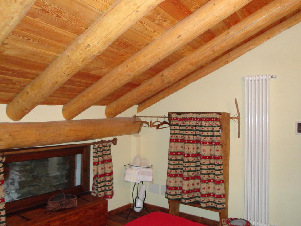 Bed and Breakfast Les Chevreuils Интрод Номер фото