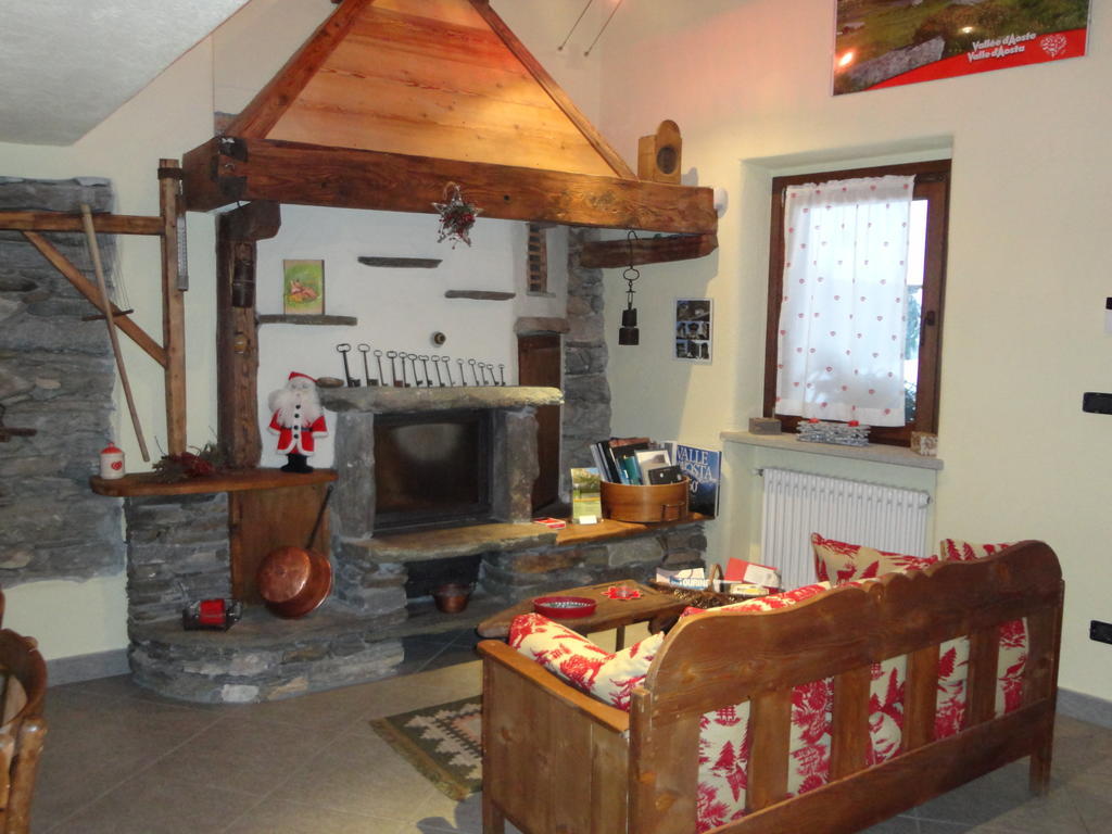 Bed and Breakfast Les Chevreuils Интрод Экстерьер фото